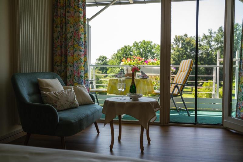 Haus Am Kurpark Apartment บัดเบียร์นบาค ภายนอก รูปภาพ